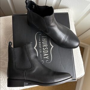 THURSDAY BOOTS - DUCHESS IN BLACK 8.5 NEW